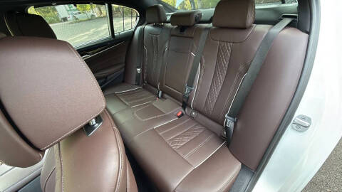 2022 BMW 5 Series 530e xDrive