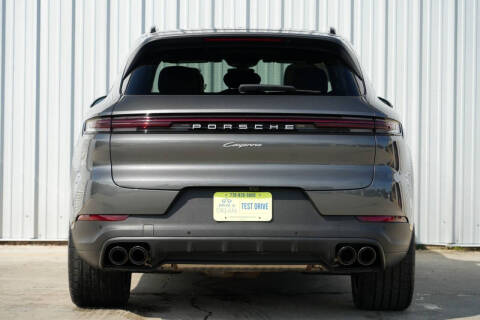 2024 Porsche Cayenne