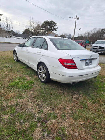 2013 Mercedes-Benz C-Class C 300 Luxury 4MATIC