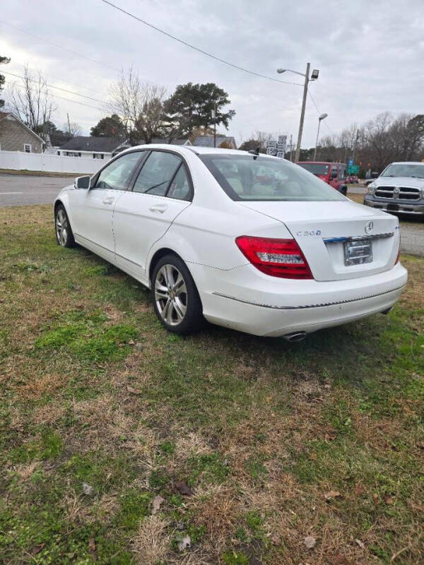 2013 Mercedes-Benz C-Class C 300 Luxury 4MATIC