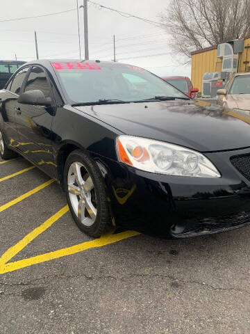 2008 Pontiac G6 for sale at BELOW BOOK AUTO SALES in Idaho Falls ID
