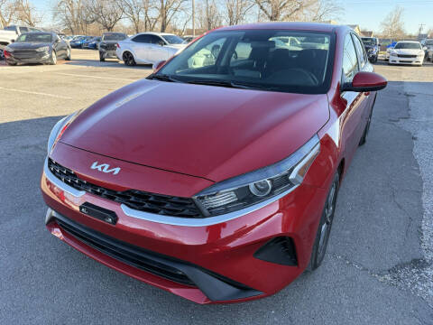 2024 Kia Forte for sale at IT GROUP in Oklahoma City OK