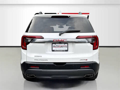 2022 GMC Acadia AT4