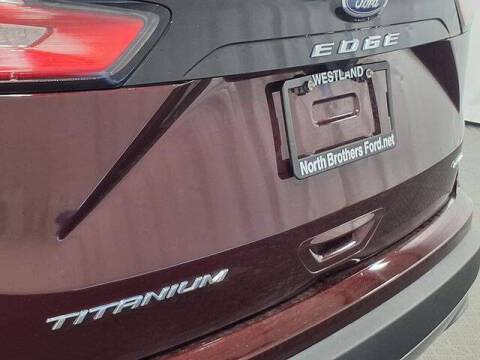 2023 Ford Edge Titanium