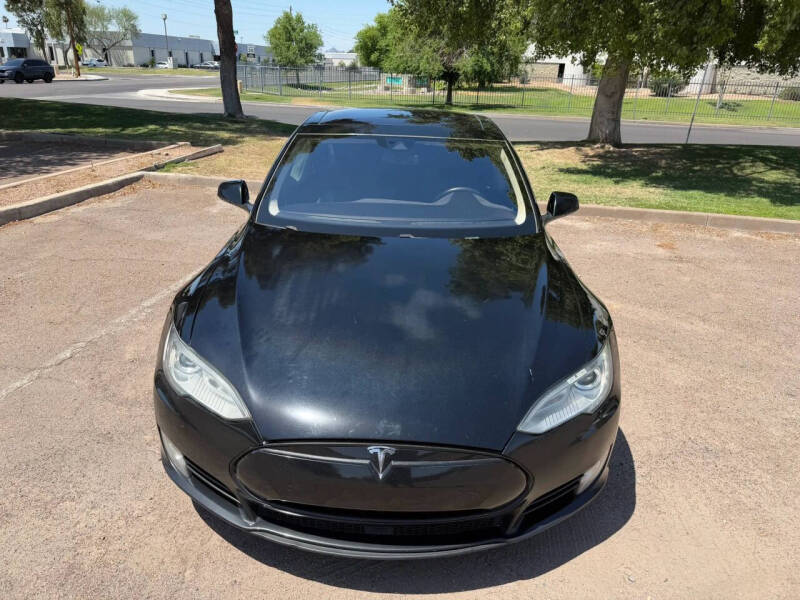 2015 Tesla Model S 85