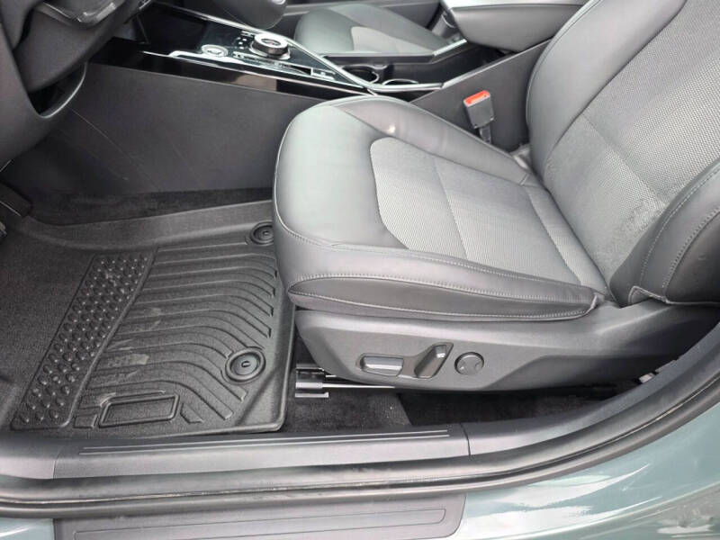 2024 Kia Niro EV Wind