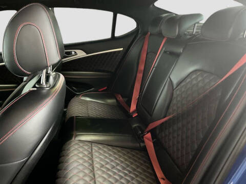 2023 Genesis G70