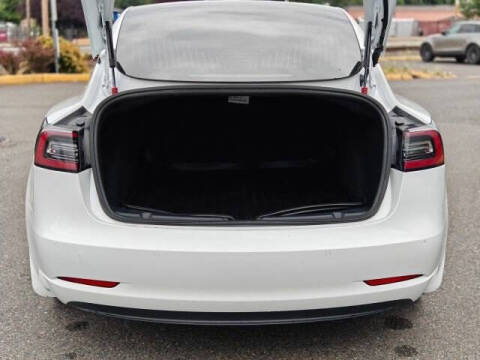 2019 Tesla Model 3 Mid Range