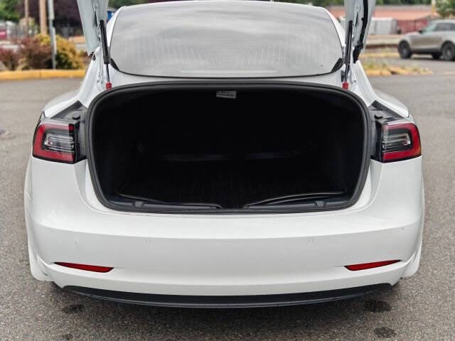 2019 Tesla Model 3 Mid Range