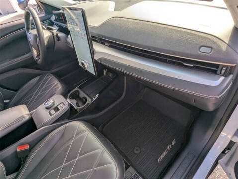 2021 Ford Mustang Mach-E Select