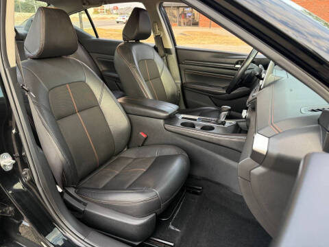 2021 Nissan Altima 2.5 SR