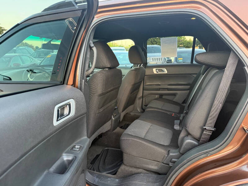 2012 Ford Explorer XLT