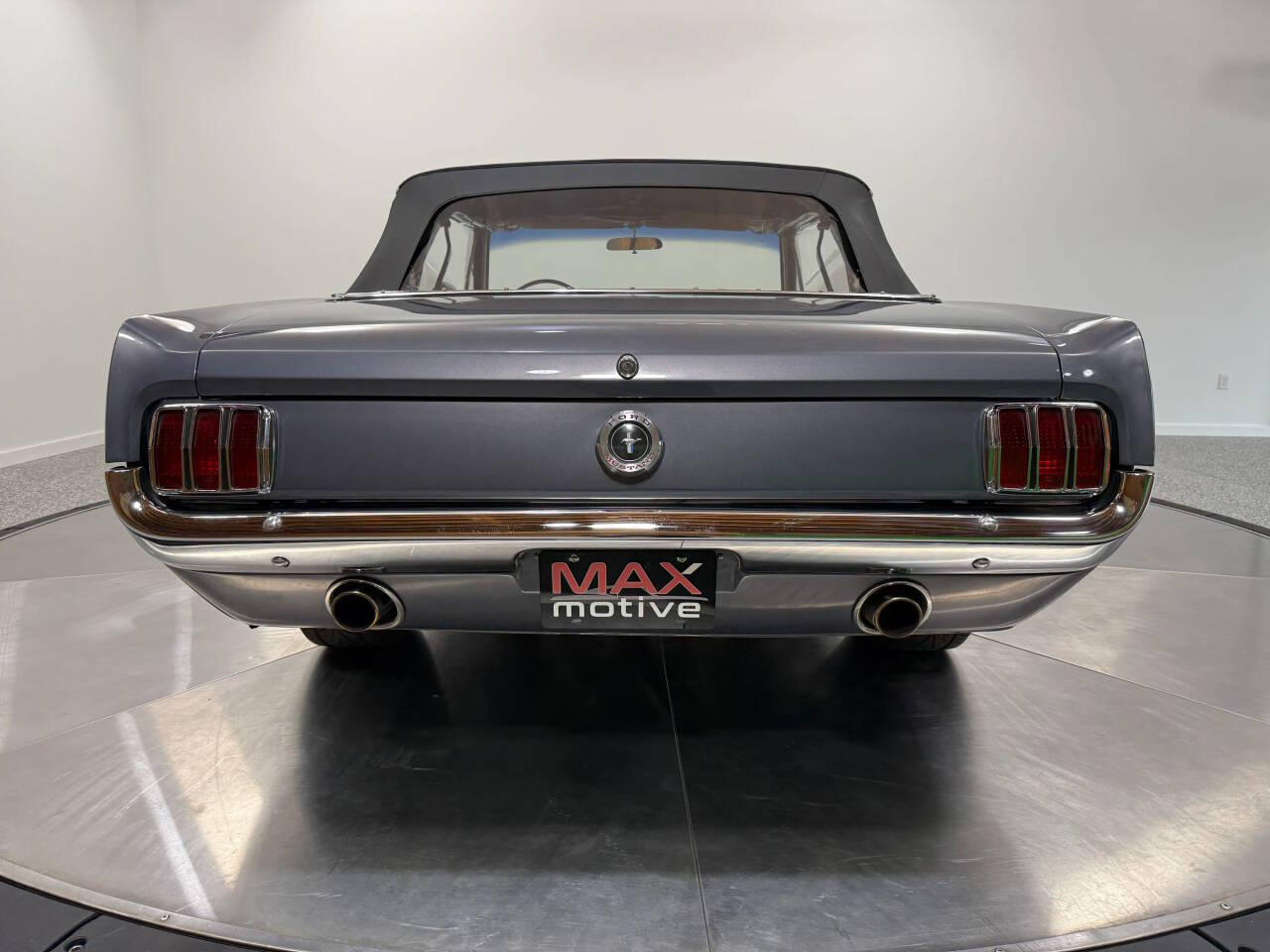 1965 Ford Mustang 17