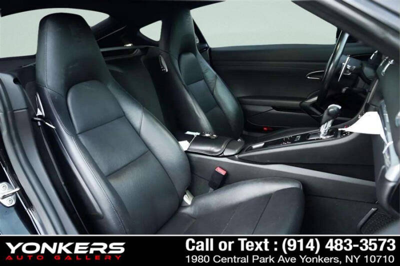 2016 Porsche Cayman Black Edition