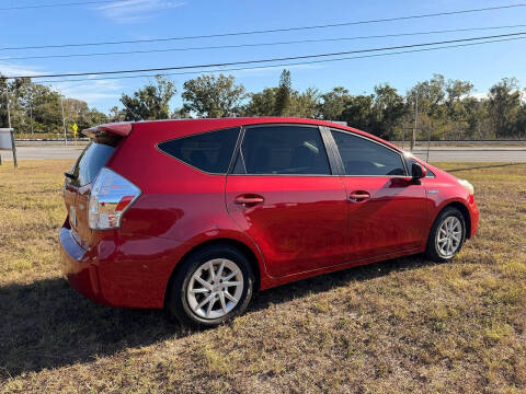2013 Toyota Prius v Three