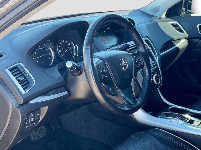 2018 Acura TLX V6 w/Advance