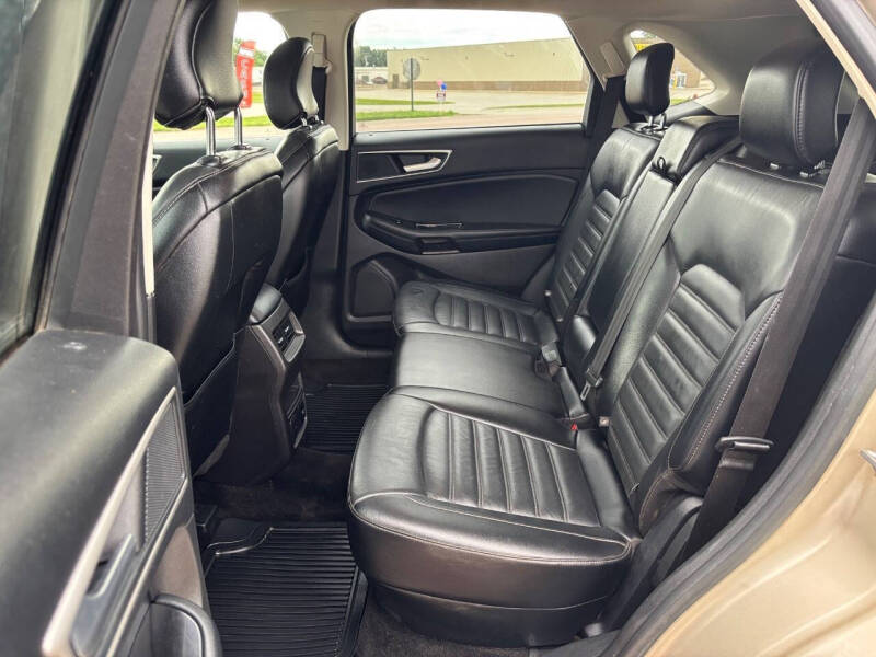 2017 Ford Edge SEL