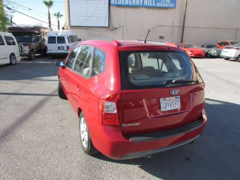 2007 Kia Rondo LX