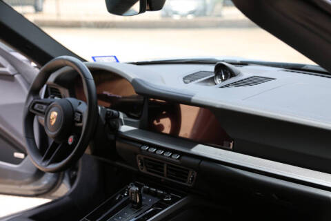 2025 Porsche 911 Carrera