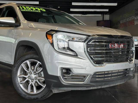 2022 GMC Terrain SLT