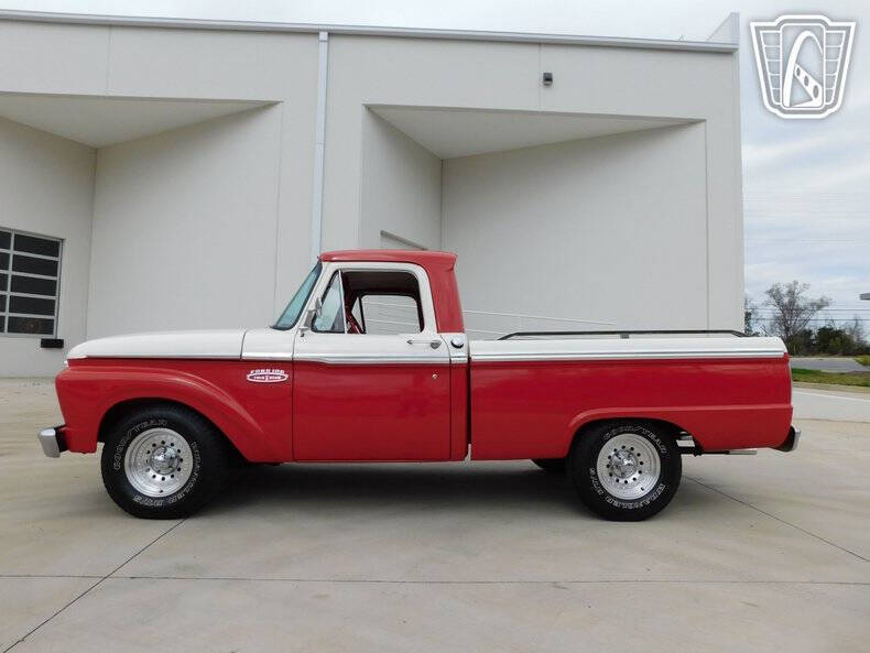 1965 Ford F-100