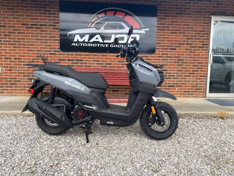 2022 Ascend Tank