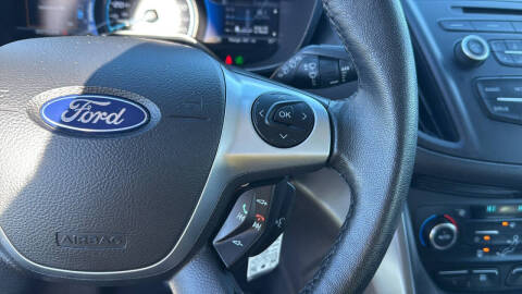 2017 Ford C-MAX Hybrid SE