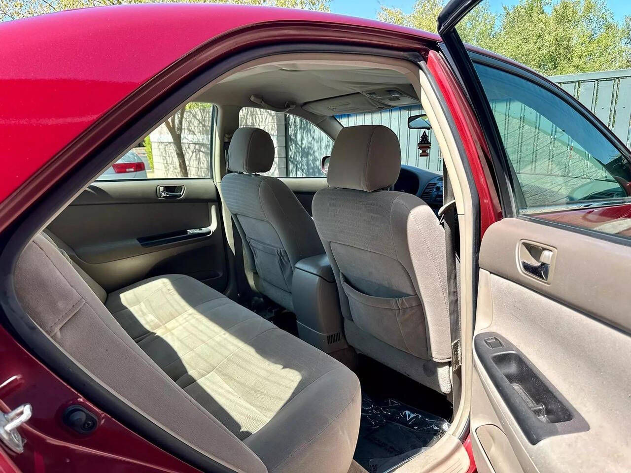 2005 Toyota Camry for sale at HUDSONS AUTOS in Gilbert, AZ