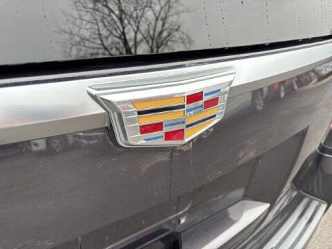 2017 Cadillac Escalade Luxury