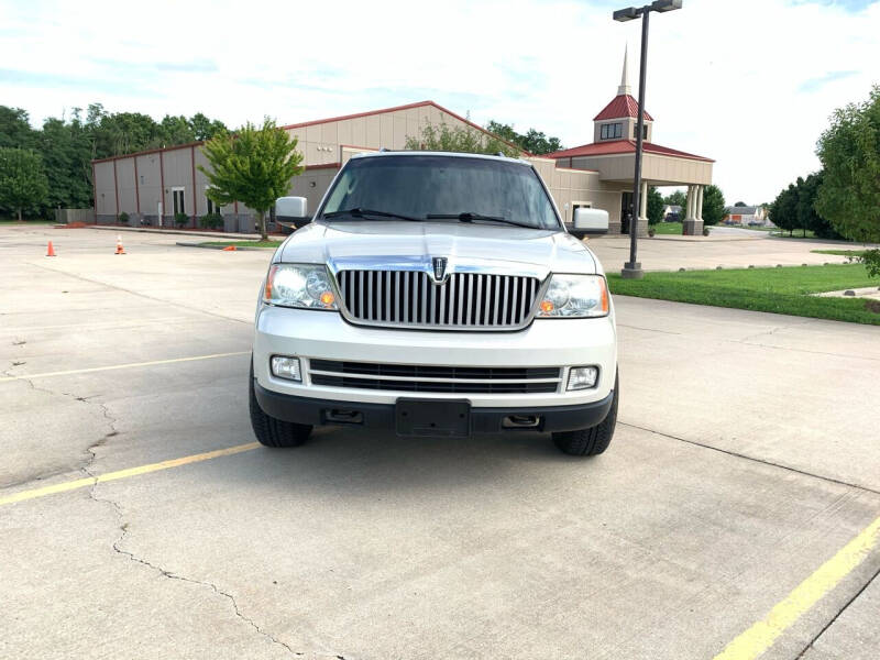 2005 Lincoln Navigator for sale at JB Motors in Kansas City MO