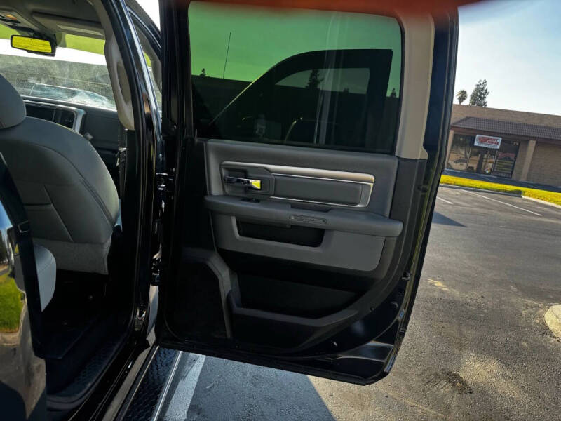 2020 RAM 1500 Classic SLT