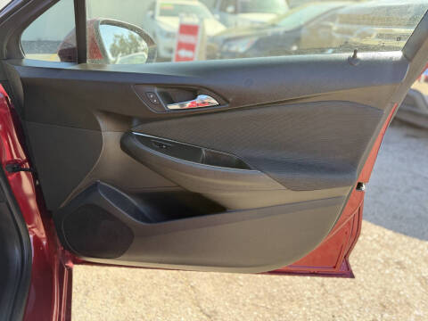 2017 Chevrolet Cruze LT Auto