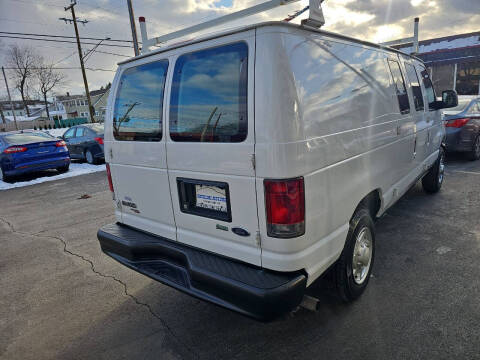 2013 Ford E-Series E-150