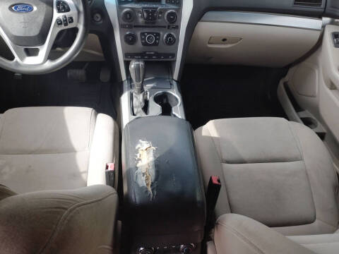 2015 Ford Explorer