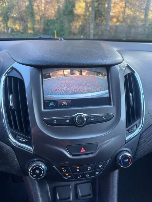 2017 Chevrolet Cruze LT Auto