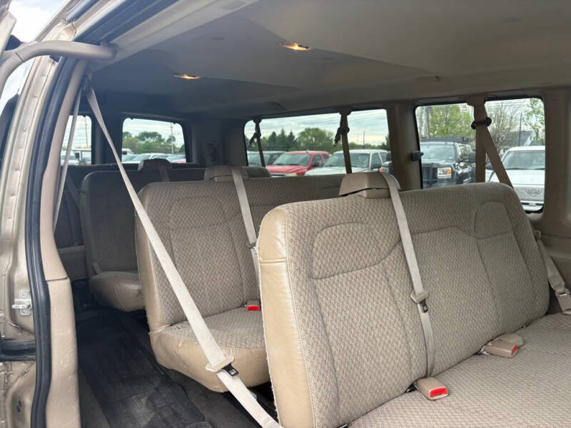 2008 GMC Savana LS 3500
