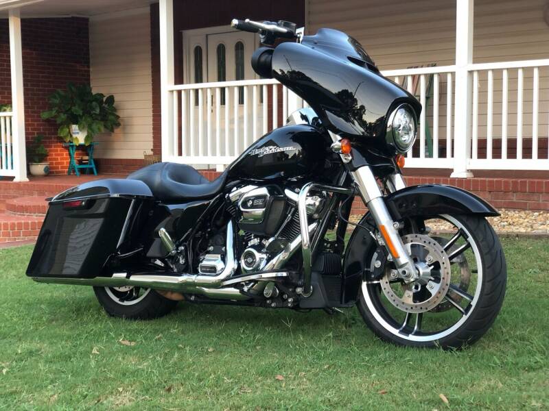 2017 Harley-Davidson FLHXS for sale at Rucker Auto & Cycle Sales in Enterprise AL