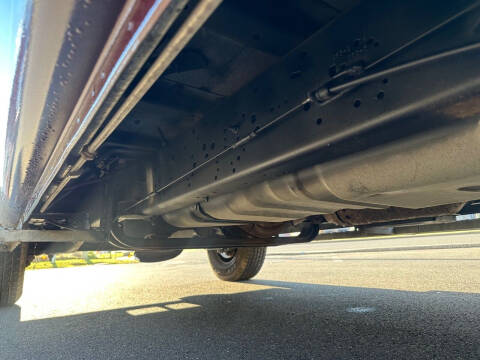 2005 Ford E-Series E-350 SD XLT