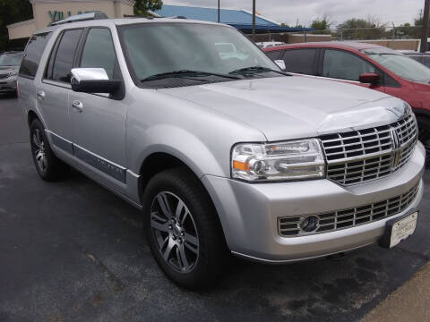 2012 Lincoln Navigator for sale at Village Auto Outlet in Milan IL