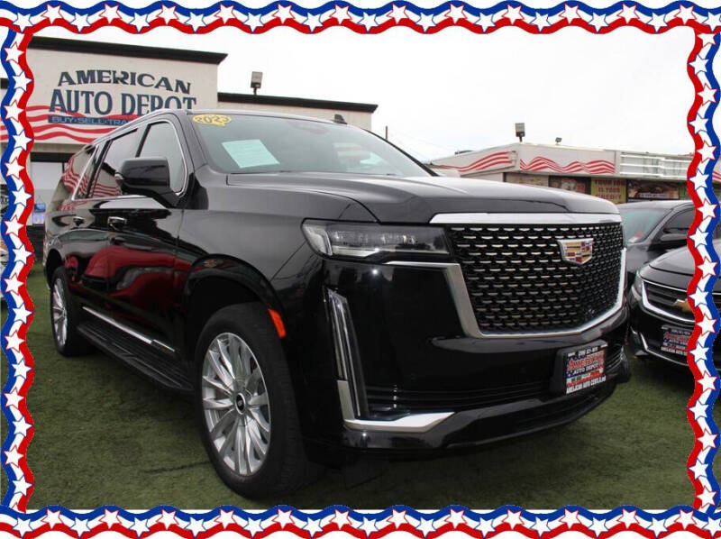 2023 Cadillac Escalade ESV Luxury