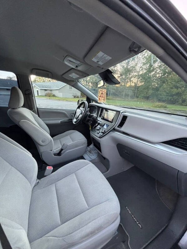 2018 Toyota Sienna L 7-Passenger