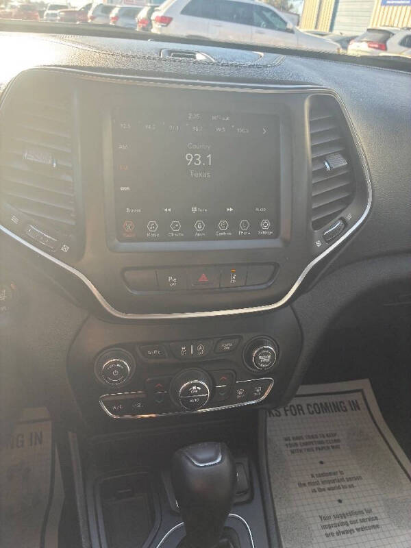 2021 Jeep Cherokee Latitude Lux