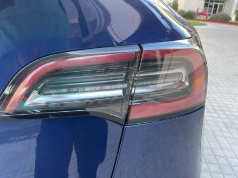 2024 Tesla Model Y Long Range