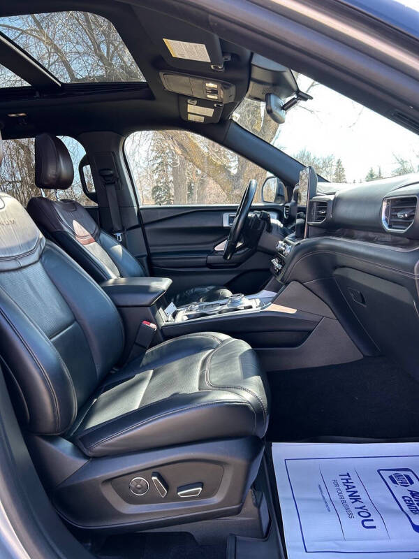2020 Ford Explorer Platinum