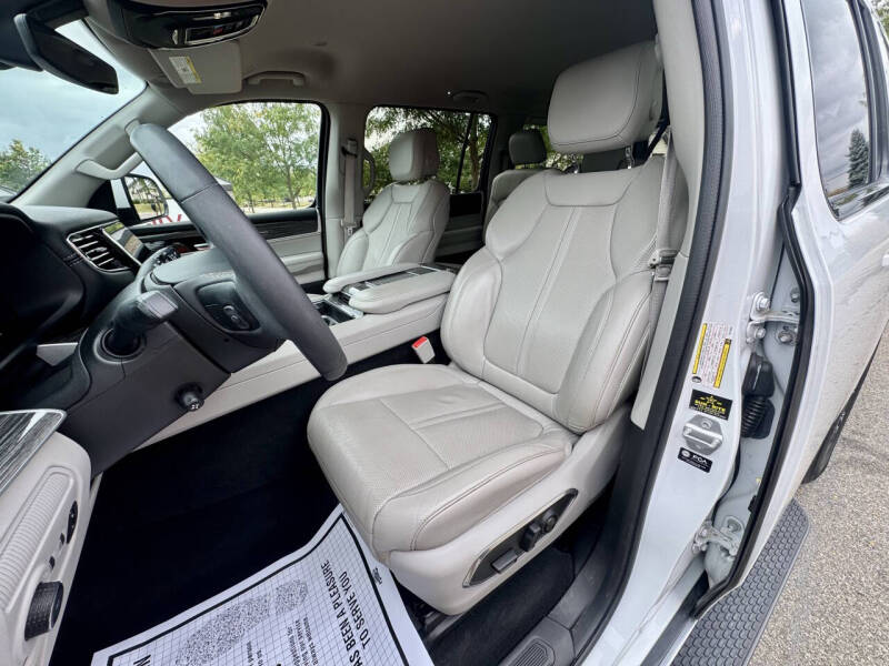 2022 Jeep Wagoneer Series III