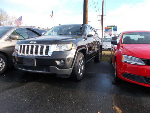 2013 Jeep Grand Cherokee for sale at Scott's Auto Mart in Dundalk MD