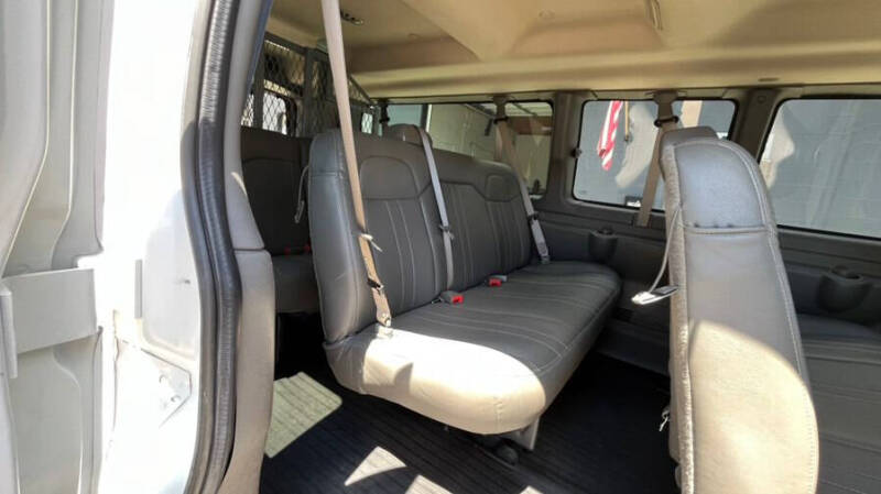 2018 Chevrolet Express LS 3500