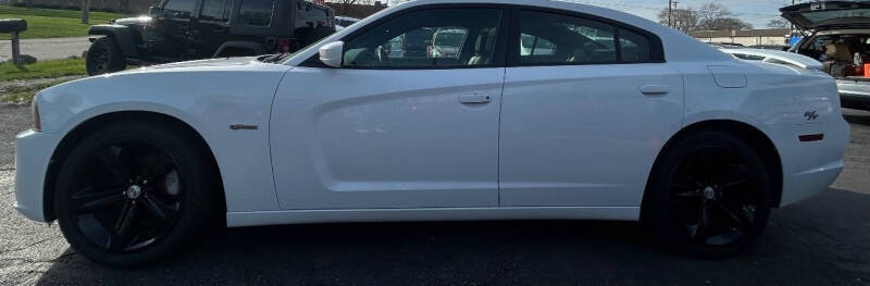 2014 Dodge Charger SXT