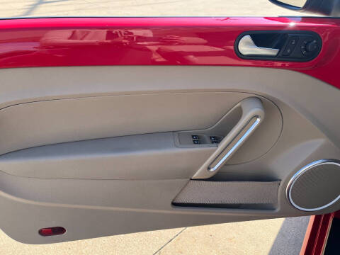 2013 Volkswagen Beetle Convertible 2.5L PZEV