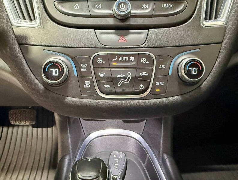 2017 Chevrolet Malibu Hybrid